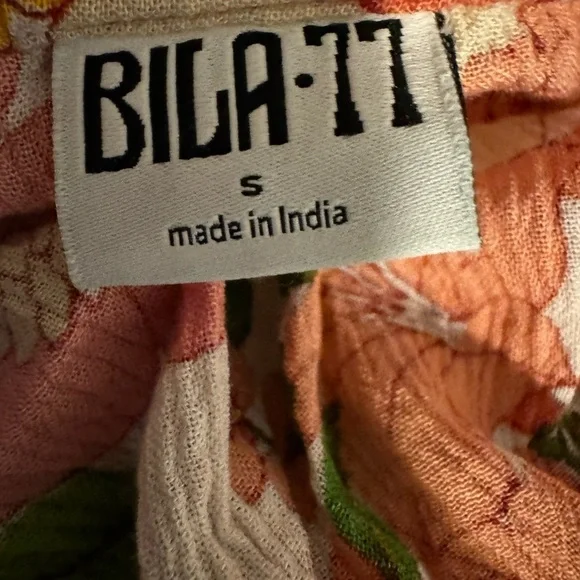 BILA 77 Women’s Floral Cropped Top - Picture 3 of 4